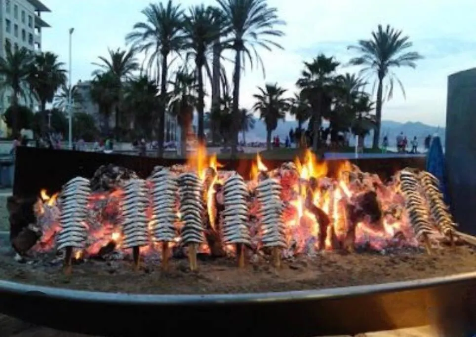 Alojamiento A 10 Minutos De La Playa Benalmádena